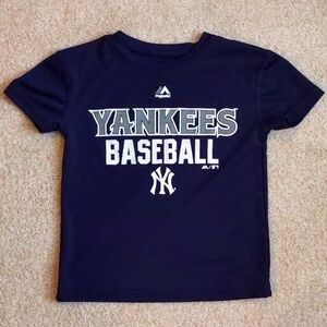 Yankees short sleeve shirt